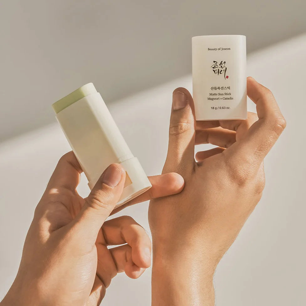 BEAUTY OF JOSEON - Matte Sun Stick : Mugwort + Camilia SPF50+ PA++++